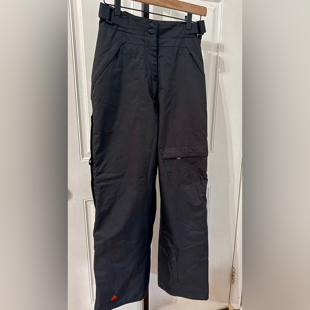 Kemper Unisex Snowboard Pants size 28” waist and 28” inseam‎